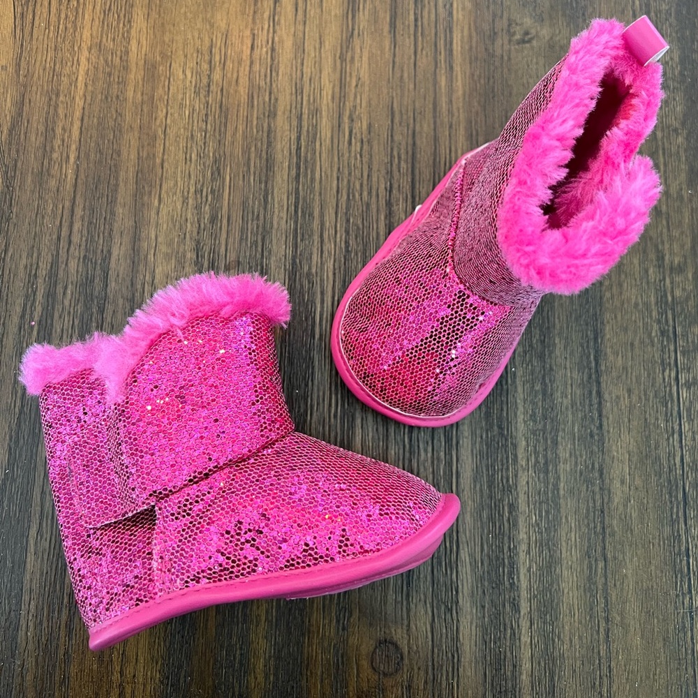 BABY GIRL NEWBORN SHINY GLITTER BOOTS BOOTIES CUTE FASHION NEW PINK FAUX FUR
